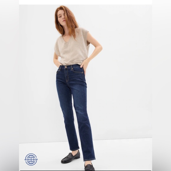 GAP Denim - Gap denim Mid Rise Classic Straight Jeans with Washwell 2/26R Perfect condition.